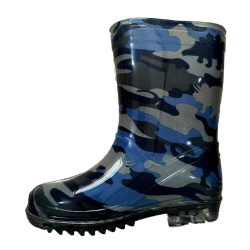 Kids black camo pvc rain boot