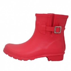 Lady solid red ankle rubber rain boot welly