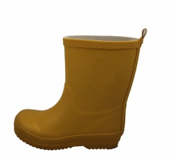 Kids high quality yellow matty rubber rain boot welly