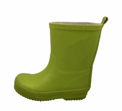 Kids high quality green matty rubber rain boot welly