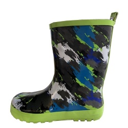 Kids green camo rubber rain boot